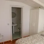 Beachfront Surf & House, Charming & Quiet Gasthuis