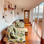 Gasthuis Beachfront Surf & House, Charming & Quiet