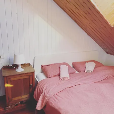 Beachfront Surf & House, Charming & Quiet Gæstehus *