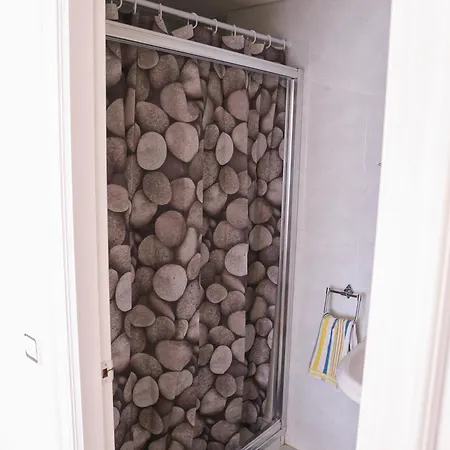 Beachfront Surf & House, Charming & Quiet Casa de hóspedes *