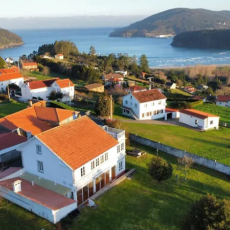 Beachfront Surf & House, Charming & Quiet * Valdoviño