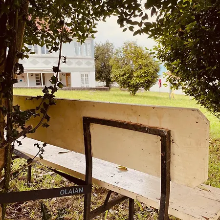 Beachfront Surf & House, Charming & Quiet Casa de hóspedes