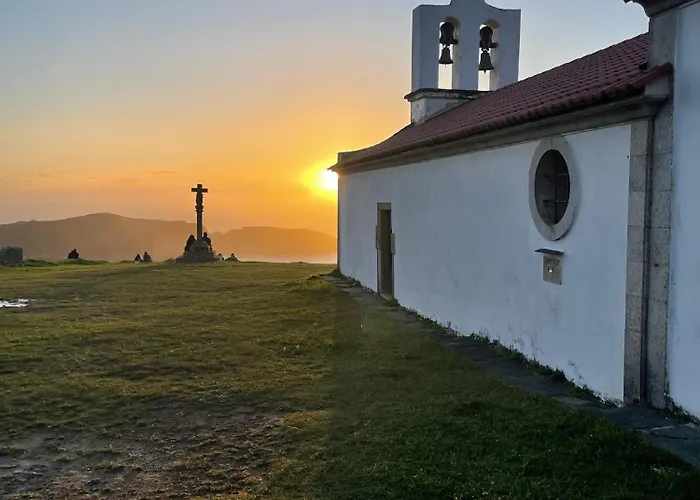 Beachfront Surf & House, Charming & Quiet Konukevi