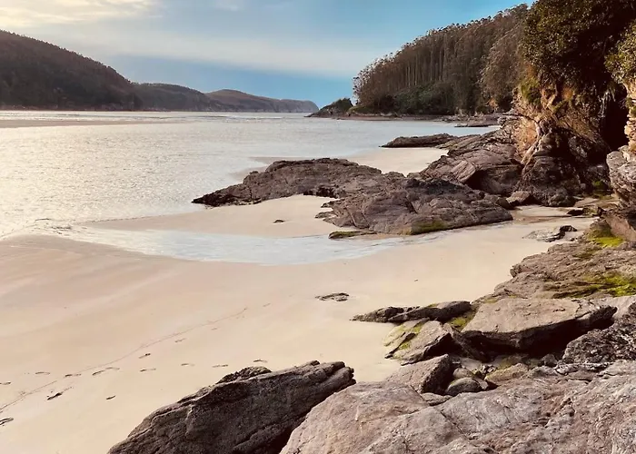 Beachfront Surf & House, Charming & Quiet Konukevi Valdoviño