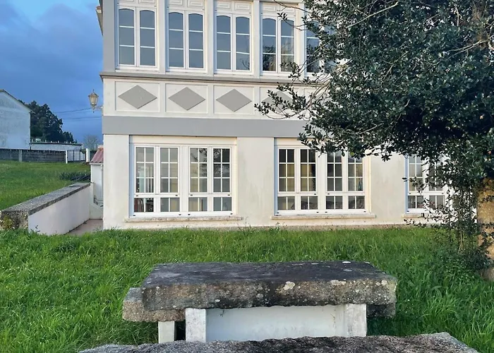 Beachfront Surf & House, Charming & Quiet Konukevi