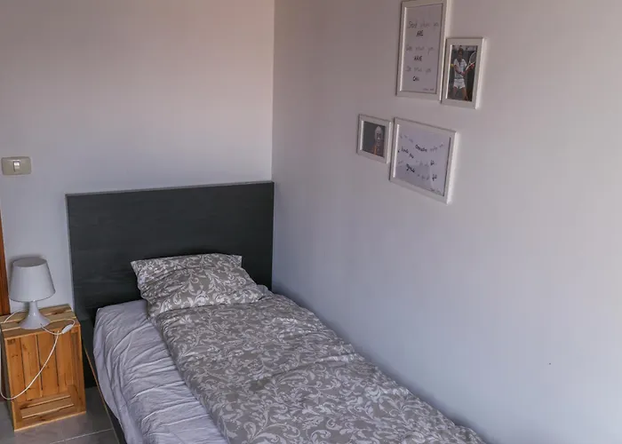 Beachfront Surf & House, Charming & Quiet Konukevi *