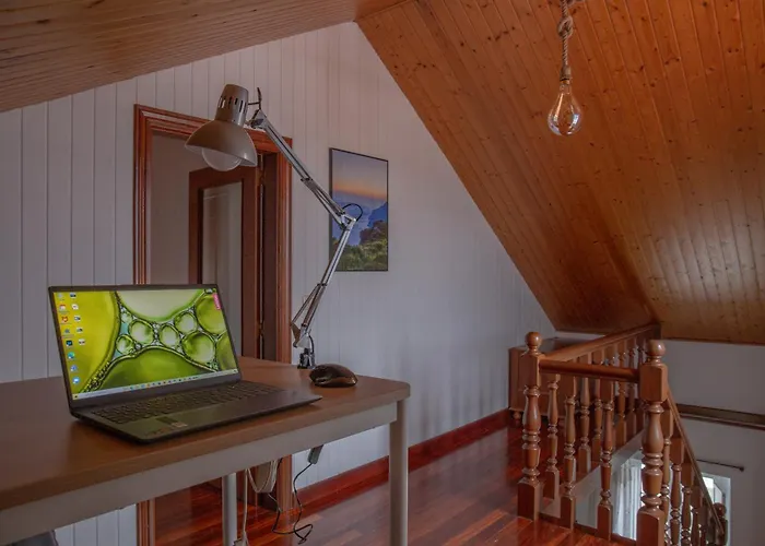 Beachfront Surf & House, Charming & Quiet Konukevi *